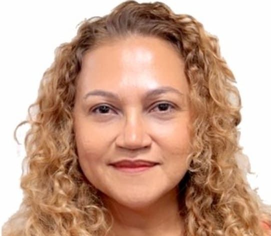 Prof.ª Katiucia Leão de Oliveira